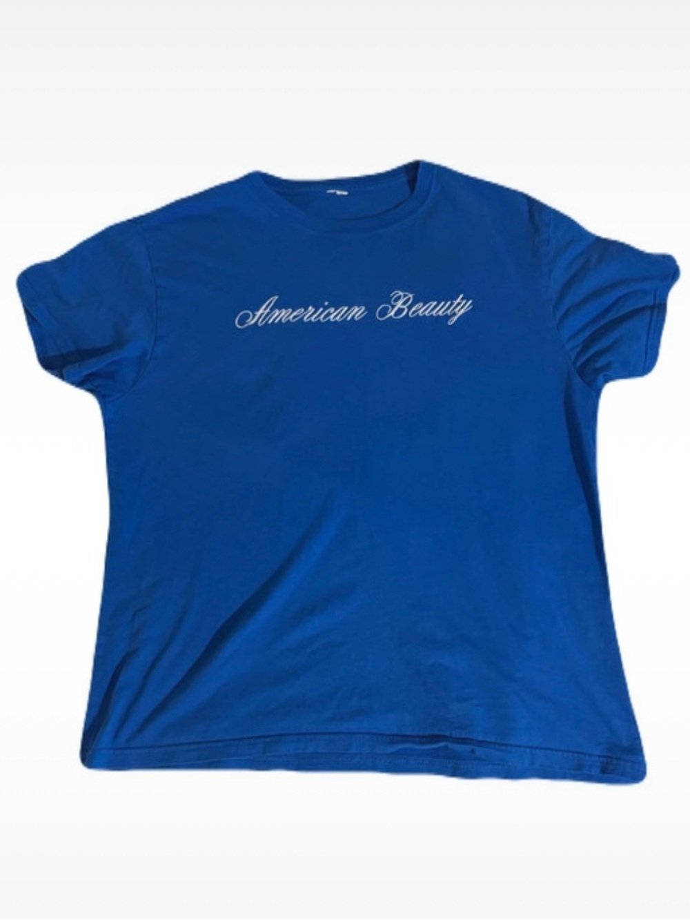 VSPINK limited edition American
Beauty campus tee size XS or S 💙🤍💙🤍